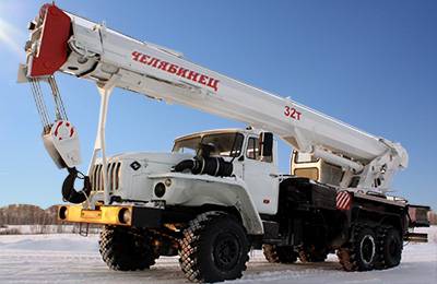 Автокран Челябинец KC-55733-24